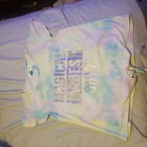 Extremely me shirt that says magical Vibes only for kids size 10/12